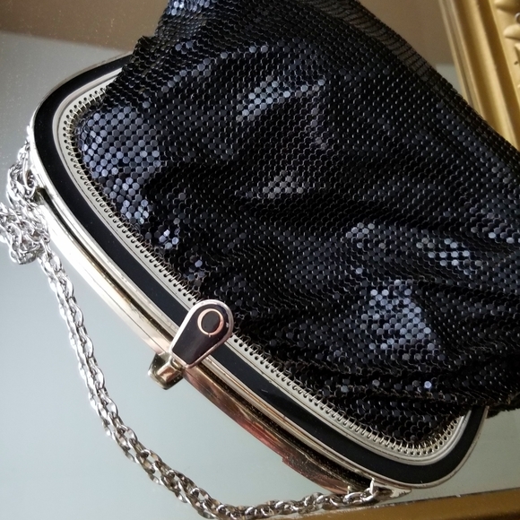 ❗Vintage Whiting & Davis Black and Silver Front Clasp Mesh Evening Bag w/ Chain❗ - Picture 8 of 13